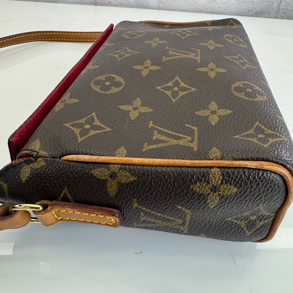 Louis Vuitton Monogram Canvas Recital Bag - Picture 6 of 14
